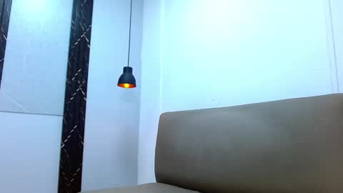 Snapshot of andrea_gill_ chatting on October 1, 12:15 pm Andres Gil online show from October 1, 12:15 pm