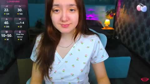 Snapshot of andrea_svel chatting on March 4, 12:50 am Andrea hereGMT7Mon Tue Wen ThFri Sat Su 0300am-0900am. online show from March 4, 12:50 am