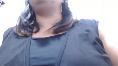 Snapshot of andrea_teacher chatting on October 17, 11:42 pm Andrea Model trainer Luxury ST online show from October 17, 11:42 pm