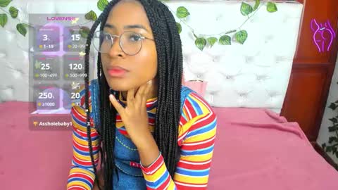 Snapshot of andrea_williams24 chatting on October 18, 2:21 pm Naomi Andrea Daviss online show from October 18, 2:21 pm