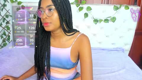Snapshot of andrea_williams24 chatting on October 6, 12:01 pm Naomi Andrea Daviss online show from October 6, 12:01 pm