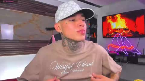 andrees_s online show from September 10, 12:33 am