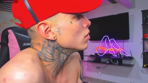 andrees_s online show from September 22, 11:42 pm