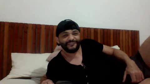 andreloko123 online show from December 16, 4:23 am