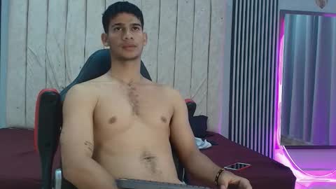 ANDRES  online show from November 8, 8:06 am