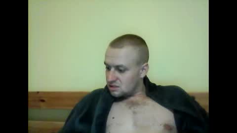 andrew3356577 online show from February 22, 9:59 pm