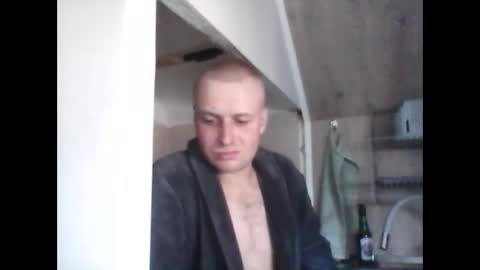 andrew3356577 online show from February 17, 7:37 am