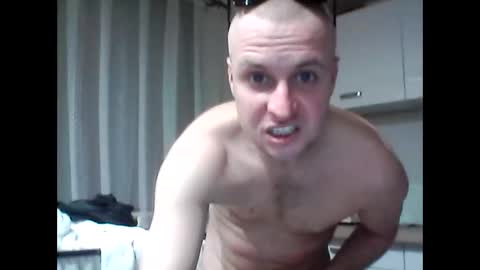 andrew3356577 online show from February 2, 1:23 am