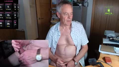 Snapshot of andrew_9999 chatting on September 30, 10:53 pm Andrew online show from September 30, 10:53 pm