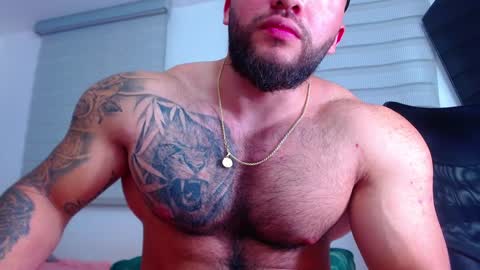 Snapshot of andrew_holden__ chatting on February 4, 12:08 am andrew_holden__ online show from February 4, 12:08 am
