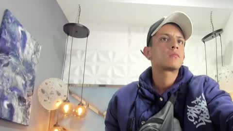 andrew online show from January 8, 1:42 am