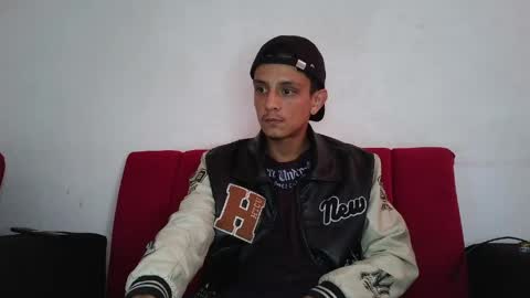 andrew online show from April 16, 3:12 pm