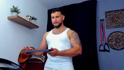 Andrew Diaz online show from January 14, 3:58 am