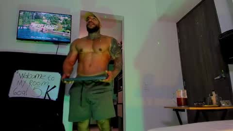 Snapshot of andrewjohnson0 chatting on September 30, 5:34 pm Andrew Johnson online show from September 30, 5:34 pm