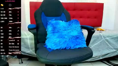   online show from October 18, 12:37 am