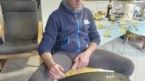 androx77 online show from November 16, 10:39 am