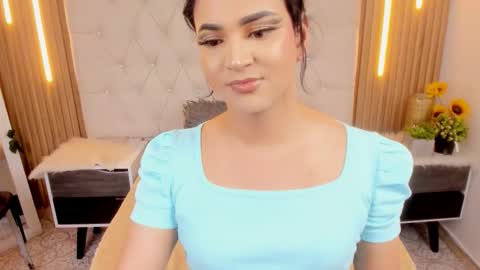 Snapshot of andrys_hot chatting on September 9, 9:15 pm Andrys online show from September 9, 9:15 pm