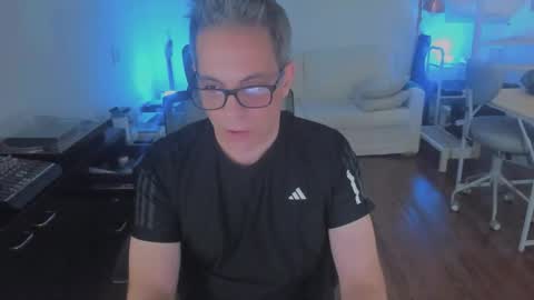 Andrew online show from February 11, 8:23 pm