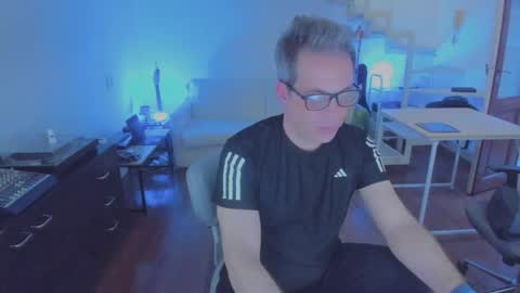 Andrew online show from November 13, 8:44 pm