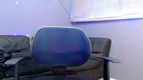 Snapshot of andy_bapho chatting on October 4, 2:15 pm ANDY online show from October 4, 2:15 pm