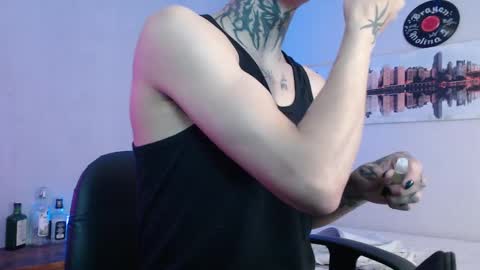 Snapshot of andy_bapho chatting on January 25, 2:47 pm ANDY online show from January 25, 2:47 pm