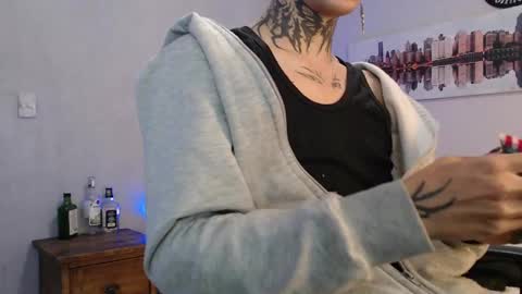 Snapshot of andy_bapho chatting on January 26, 3:03 pm ANDY online show from January 26, 3:03 pm