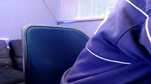 Snapshot of andy_bapho chatting on October 10, 3:18 pm ANDY online show from October 10, 3:18 pm