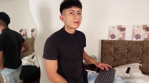 Snapshot of andy_justgame chatting on October 7, 3:46 am andy_justgame online show from October 7, 3:46 am