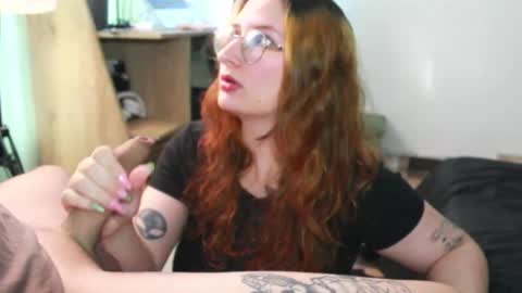 Snapshot of andycherrysecrets chatting on September 30, 8:41 pm Cherry online show from September 30, 8:41 pm