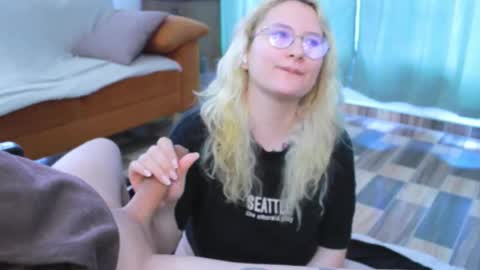 Cherry online show from March 24, 3:07 pm