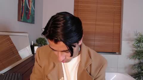 Andy Joy  online show from April 18, 11:56 am