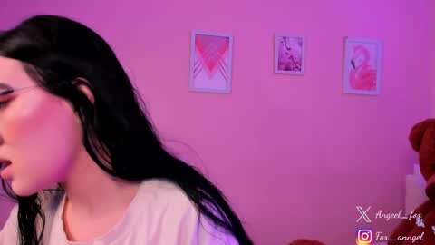 Angel  online show from March 26, 3:12 am