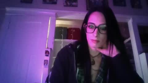 Tegan online show from October 19, 8:13 pm