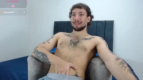 angel_kyrozz online show from February 11, 7:29 pm