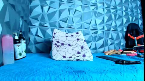 angel red77 online show from December 19, 9:21 pm