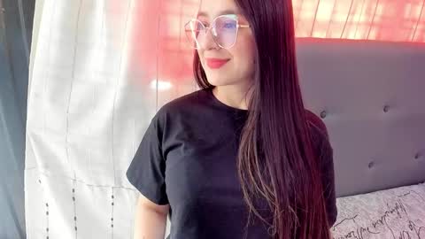Snapshot of angela_nix chatting on September 23, 3:17 pm angela_nix online show from September 23, 3:17 pm