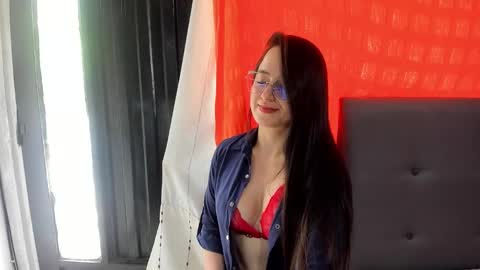 angela_nix online show from October 24, 3:24 pm