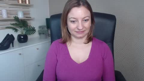 Angela online show from December 1, 6:33 am