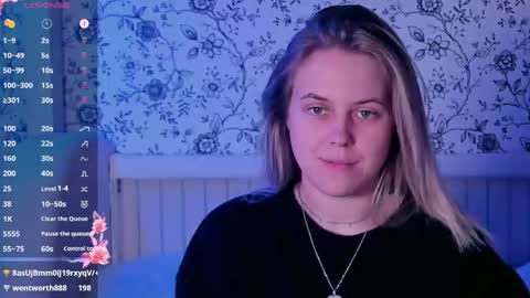 Darsi Anty online show from February 9, 6:11 pm