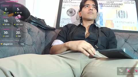 Snapshot of angelbianchi chatting on December 11, 11:54 pm Angel Bianchi online show from December 11, 11:54 pm