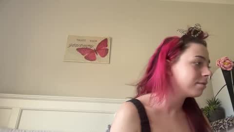 Snapshot of angelcak3s chatting on February 6, 4:31 am venellope888 online show from February 6, 4:31 am