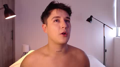 Angel online show from February 13, 8:01 pm