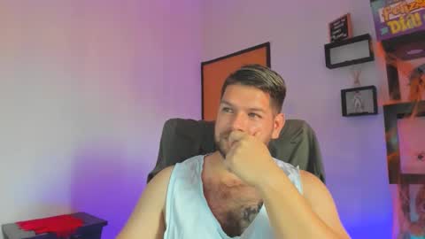 angel online show from October 31, 3:01 pm