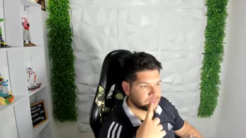 Snapshot of angelcute3 chatting on January 20, 6:53 pm angel online show from January 20, 6:53 pm