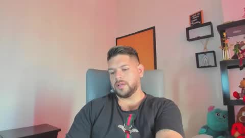 angel online show from November 11, 2:52 pm