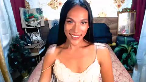 Snapshot of angeldark_satisfactionxxx chatting on March 2, 10:03 am ANGELDARK online show from March 2, 10:03 am