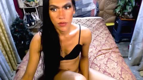 Snapshot of angeldark_satisfactionxxx chatting on February 8, 8:52 am ANGELDARK online show from February 8, 8:52 am