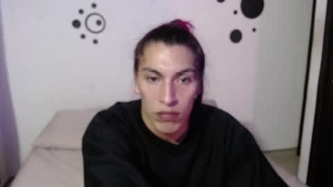 angele online show from March 5, 5:40 am