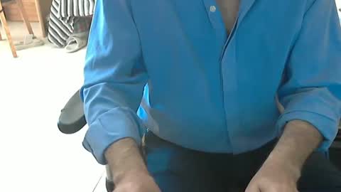 Snapshot of angelgarcia269 chatting on October 18, 12:53 pm angelgarcia269 online show from October 18, 12:53 pm