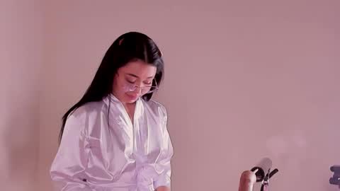 Angeli  online show from March 2, 9:53 am